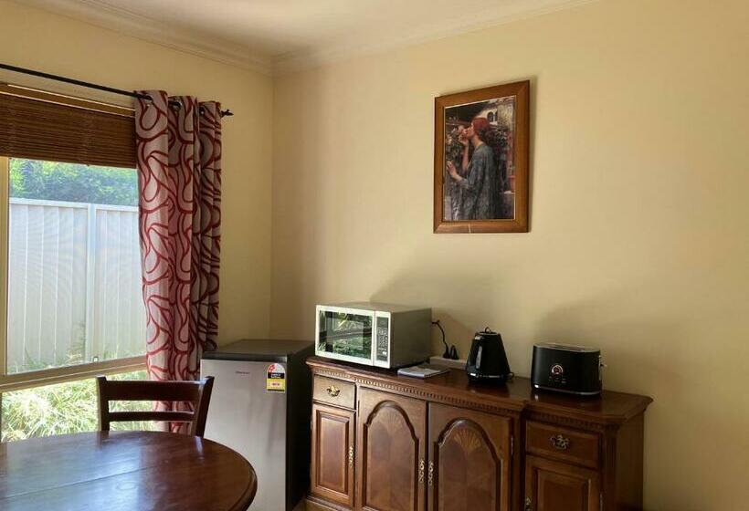 Bed and Breakfast James Court Suite