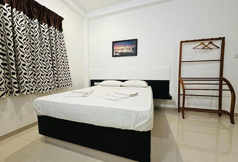 تختخواب و صبحانه Jungle Fence