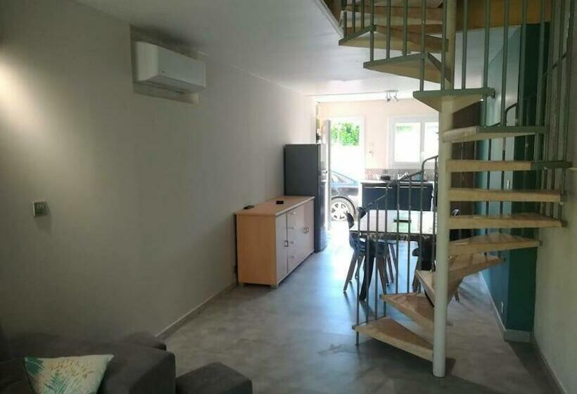 Gîte Des Tamarins à Saint Pierre La Mer