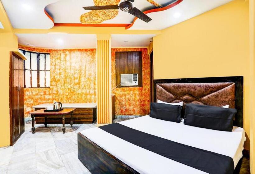 هتل Oyo 90267  Apollo