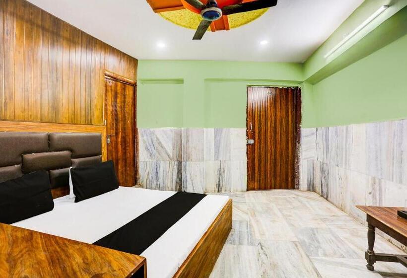 هتل Oyo 90267  Apollo