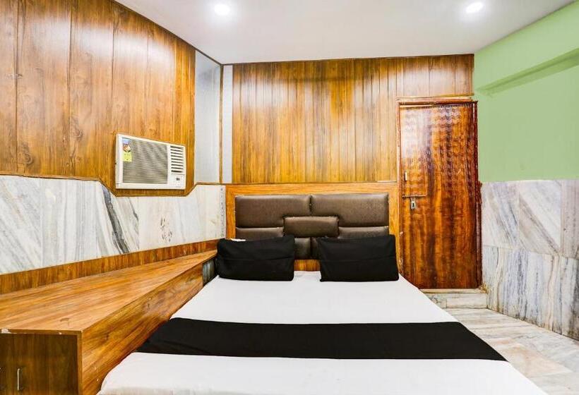 هتل Oyo 90267  Apollo
