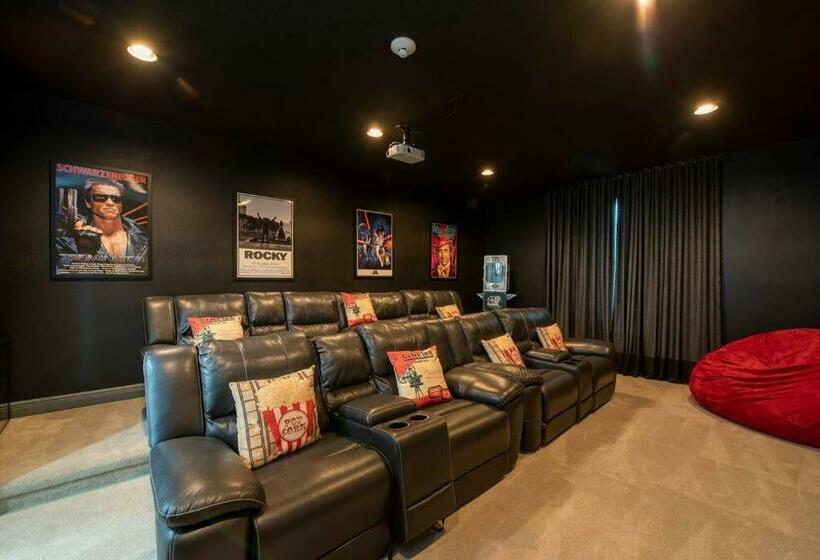 Magical Villa 12 Suites 6 Disney Themed Rooms