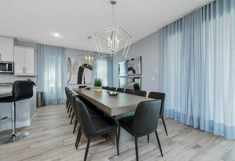 Magical Villa 12 Suites 6 Disney Themed Rooms