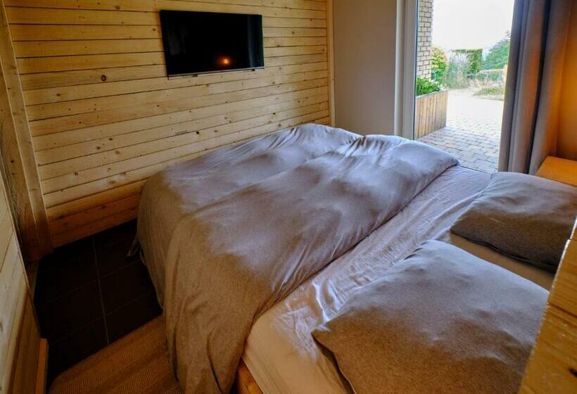 بنسيون La Tanière