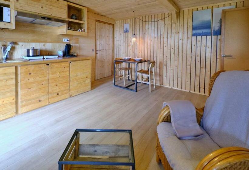 بنسيون La Tanière