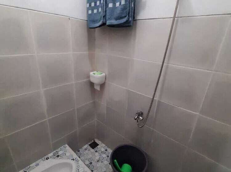 تختخواب و صبحانه 999 Khs Homestay