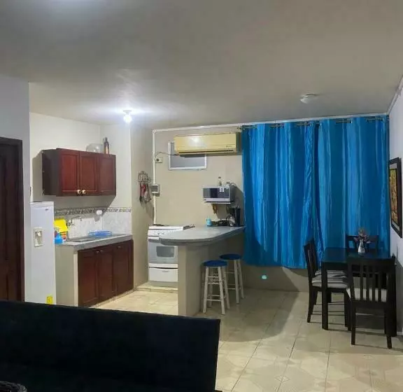 هتل Playa Suites, Cerca Del Malecon