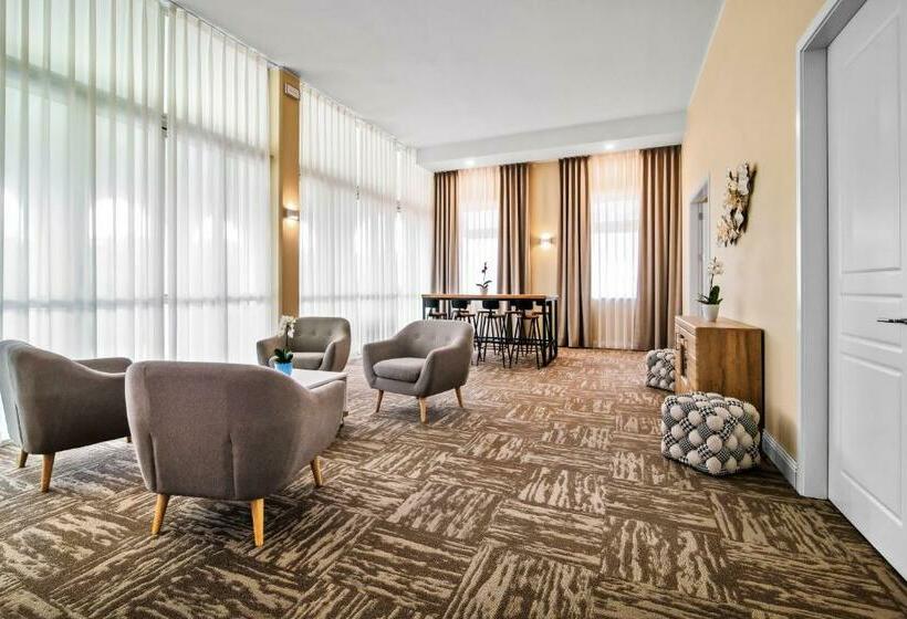 Hotel Toscanina Garni