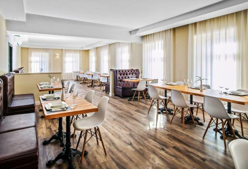 Hotel Toscanina Garni