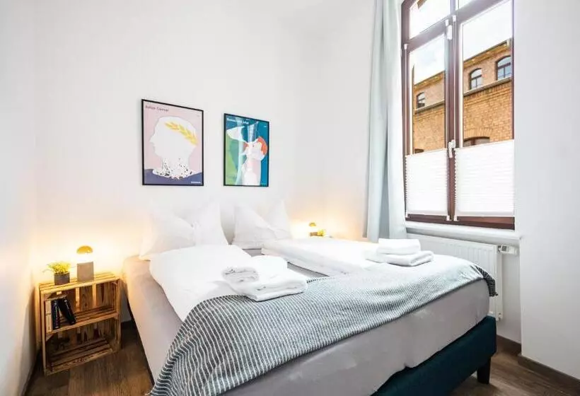 Ko Living Space Am Neuen Theater   Altstadt   Street Art Design Apartments