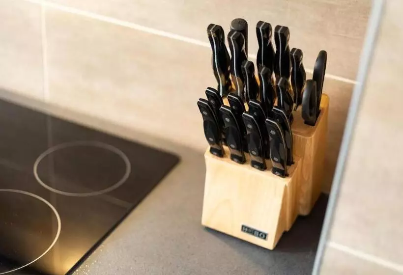 Ko Living Space Am Neuen Theater   Altstadt   Street Art Design Apartments