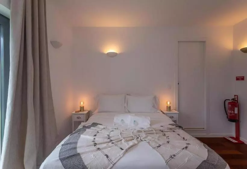 ペンション Beguest Sunroca Suites