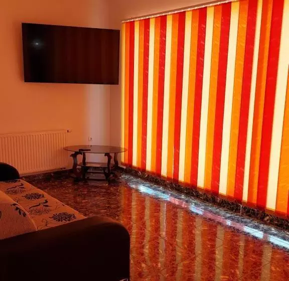 ペンション Casa De La Baltă