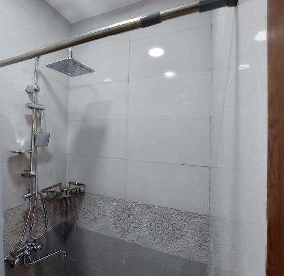 پانسیون Guesthouse Door In Sighnaghi