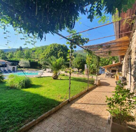 بنسيون La Babounette