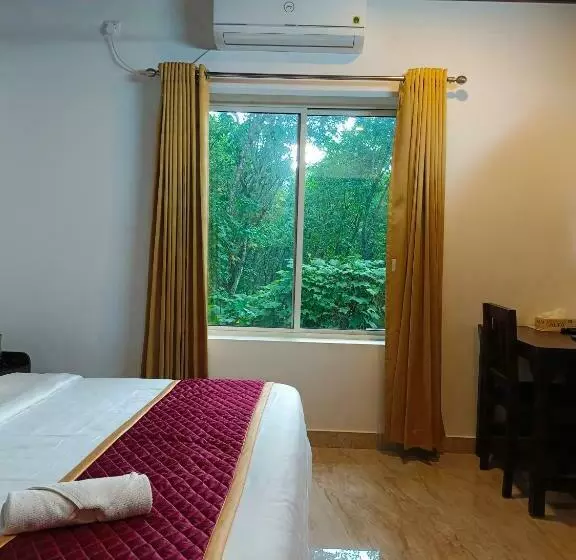 Vajra Ayurveda And Yoga Retreat