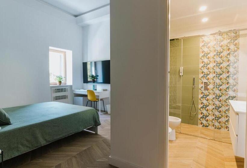 تختخواب و صبحانه Mimì Room