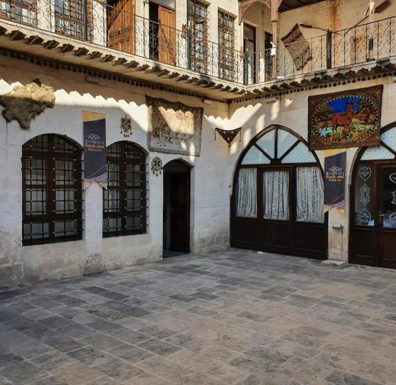 Hanimağabuti̇k Otel