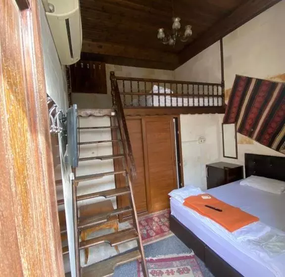 Hanimağabuti̇k Otel