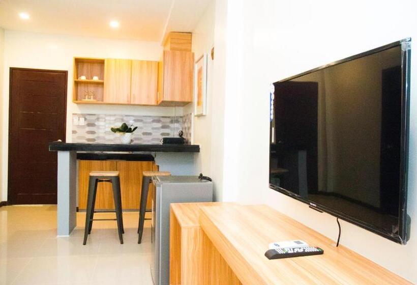 בית מלון כפרי Elti Suites By Bluebookers