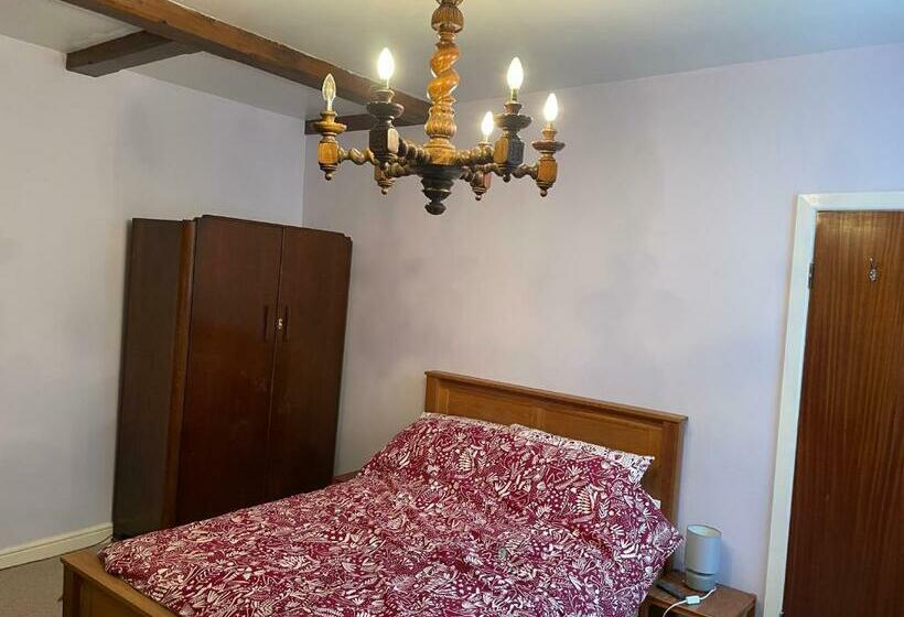 Peak District Retreat