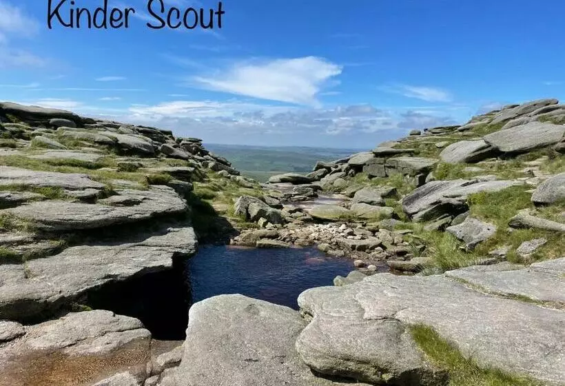 Peak District Retreat