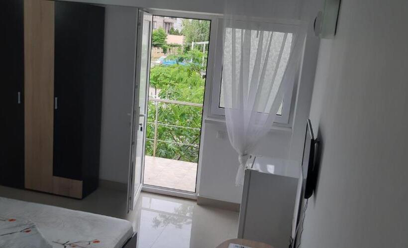 پانسیون Casa Cora