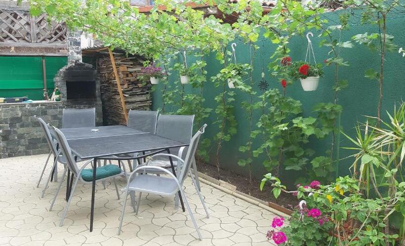 پانسیون Casa Cora