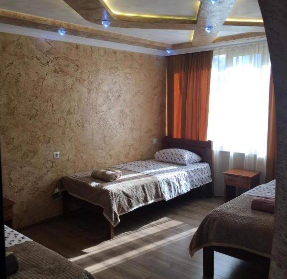 پانسیون Guest House Diana