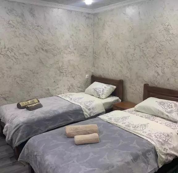 پانسیون Guest House Diana