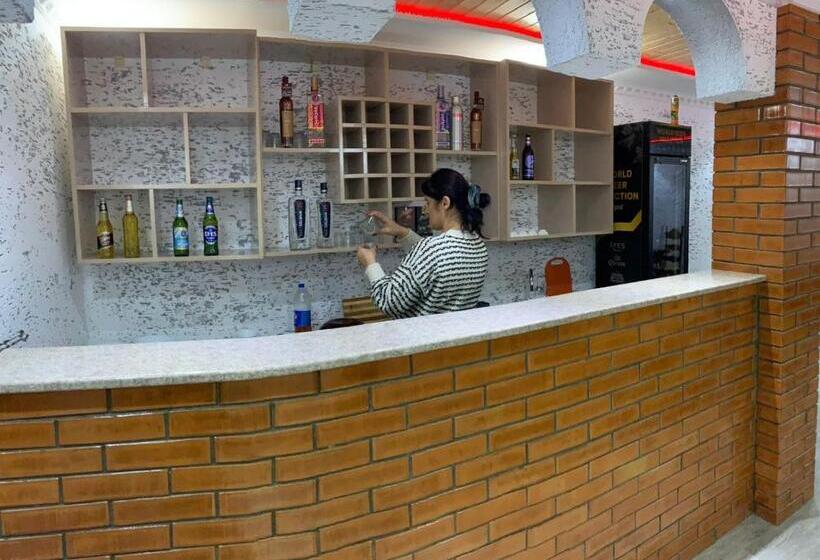 پانسیون Guest House Diana