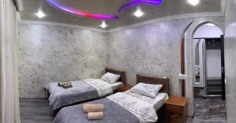 پانسیون Guest House Diana