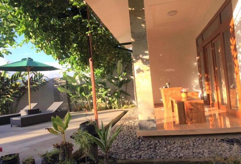 膳宿费 Room In Villa   Villa   Warung Aromachampuhan