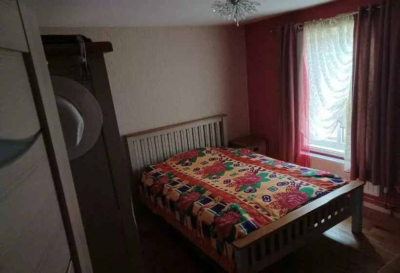 Pretty Lovely Room