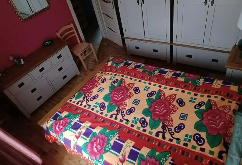 Pretty Lovely Room