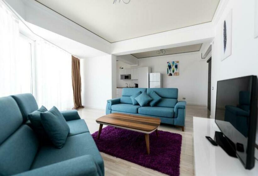 White Tower Mamaia Apartament Privat 503