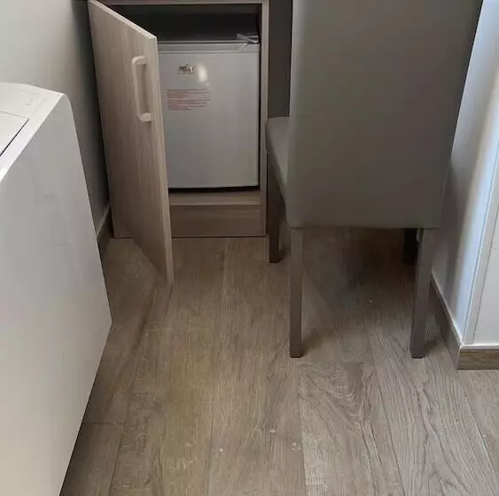 Aamiaismajoitus (B&B) Karis Kairos