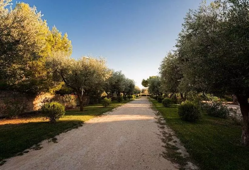 Aamiaismajoitus (B&B) Mastropà Exclusive Resort