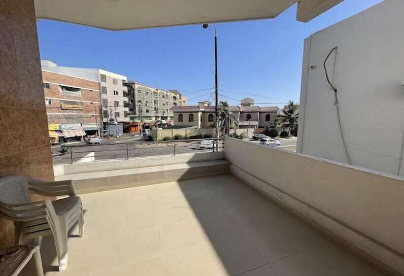 تختخواب و صبحانه World Inn Karachi