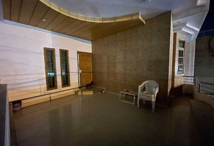 تختخواب و صبحانه World Inn Karachi