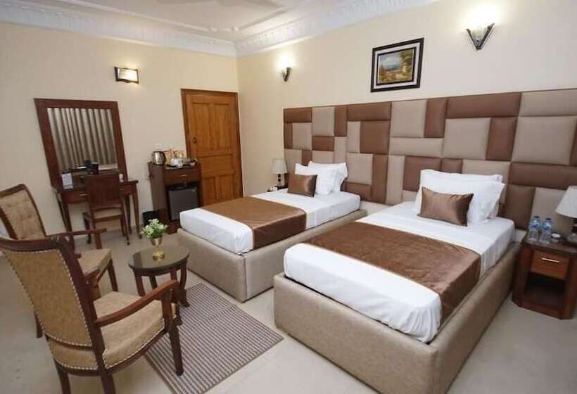 تختخواب و صبحانه World Inn Karachi