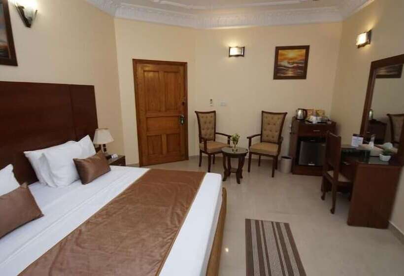 تختخواب و صبحانه World Inn Karachi