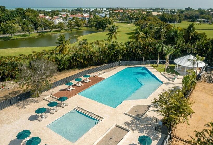 Green One V303 In Puerto Plata