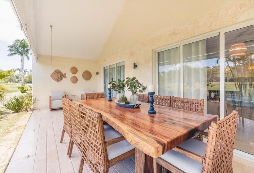 Green One V303 In Puerto Plata