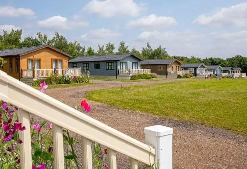 Lomakeskus Otters Mead Boutique Lodges