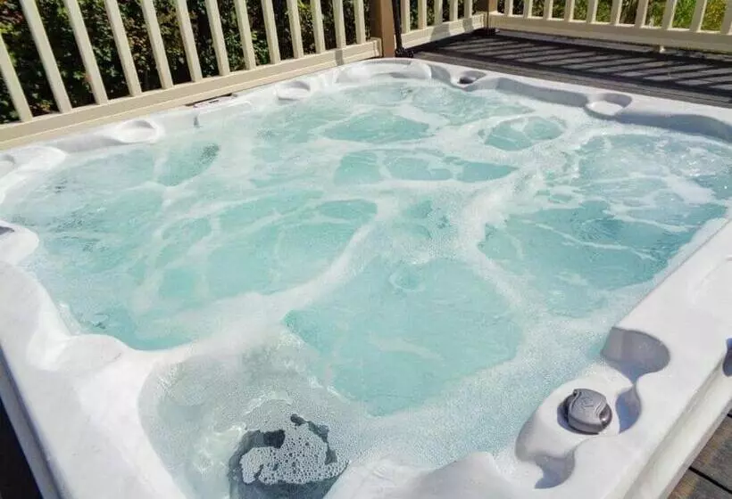 Lomakeskus Otters Mead Boutique Lodges