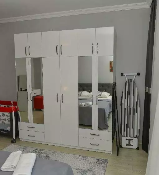 Vi̇lla Alp S Tri̇plex Lagoon Havuz Olanaği Sunan