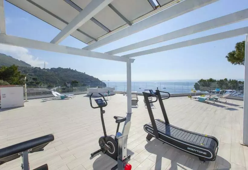 Amore Rentals   Villa Neranyum
