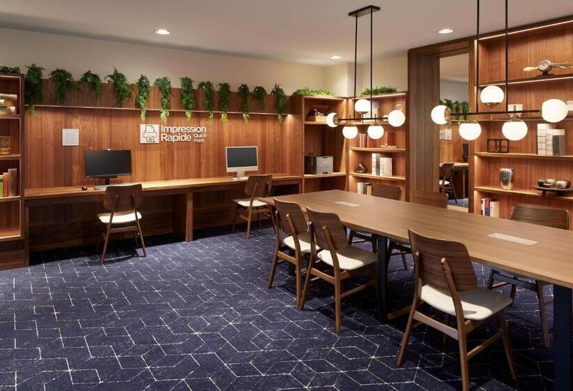 فندق Courtyard By Marriott Montreal Midtown